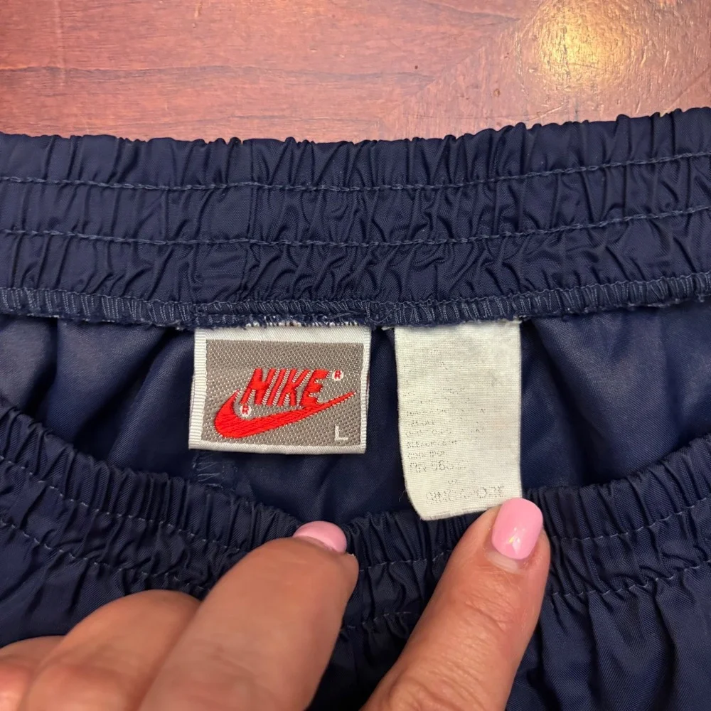 Nike sporty color track